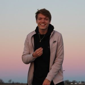 Meet your Posher, Alec